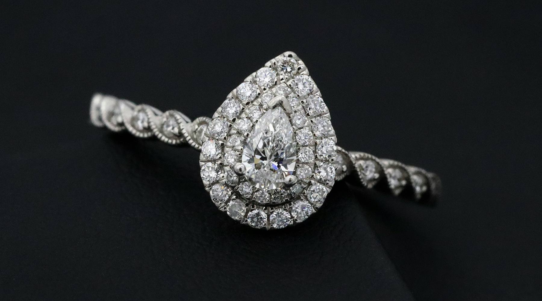 Draco Diamond pear halo lab grown diamond engagement ring, bridal set decision guide hero