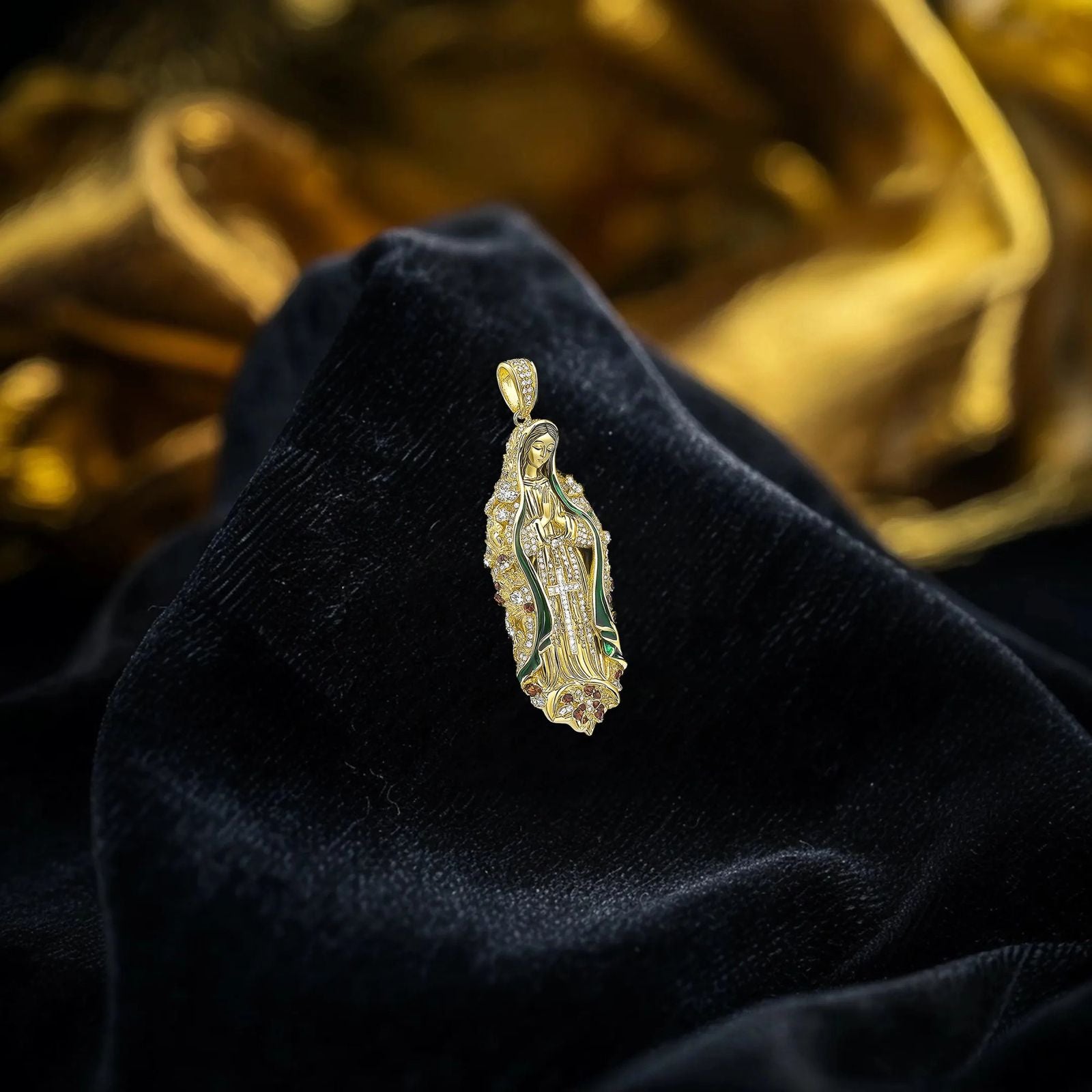 6ct Lab Diamond Virgen Guadalupe Pendant side profile, lab diamond detail