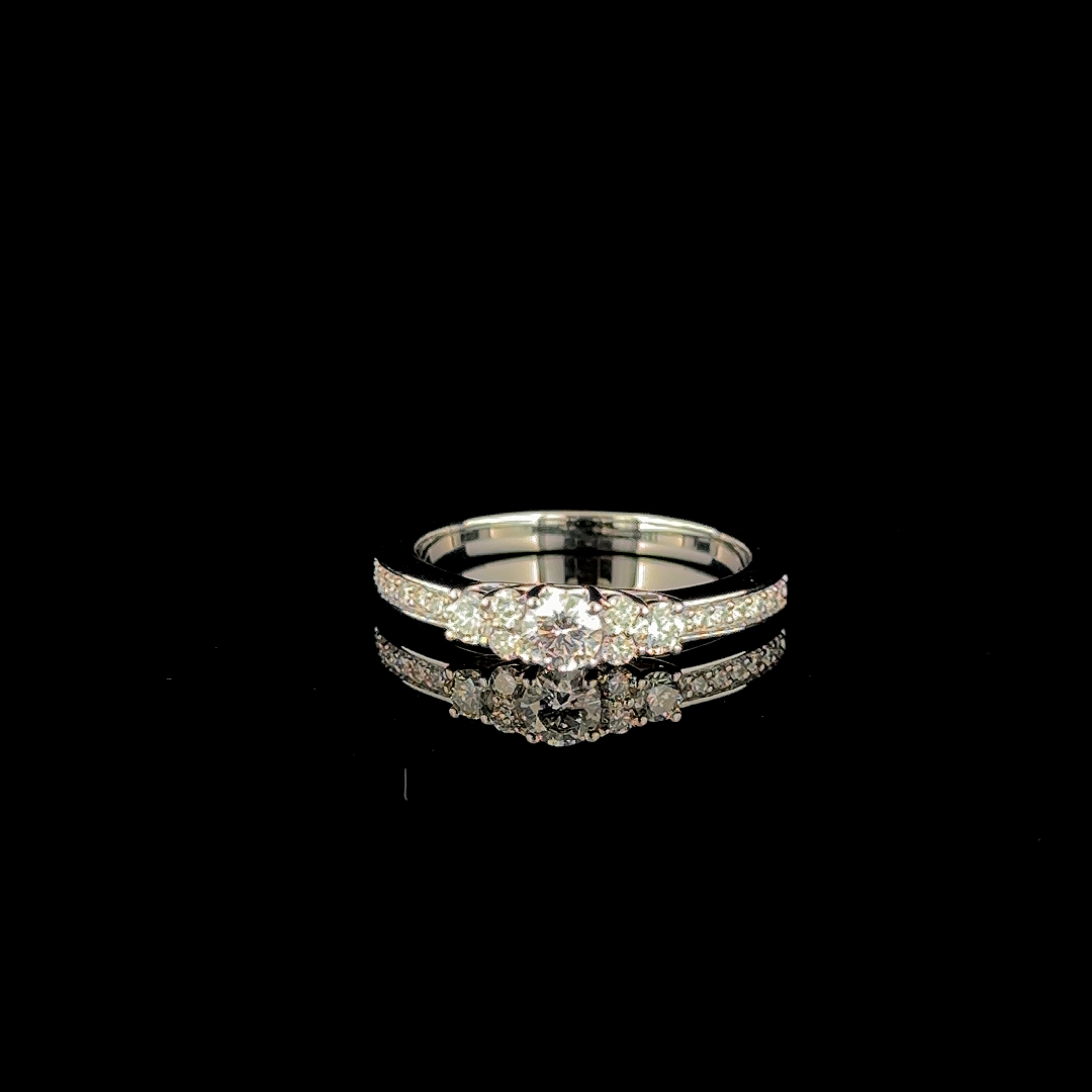 Women's 0.42ct Lab Diamond Twisted Anniversary Ring | Round VS2+ | 10K to 18K Gold | Draco Diamond