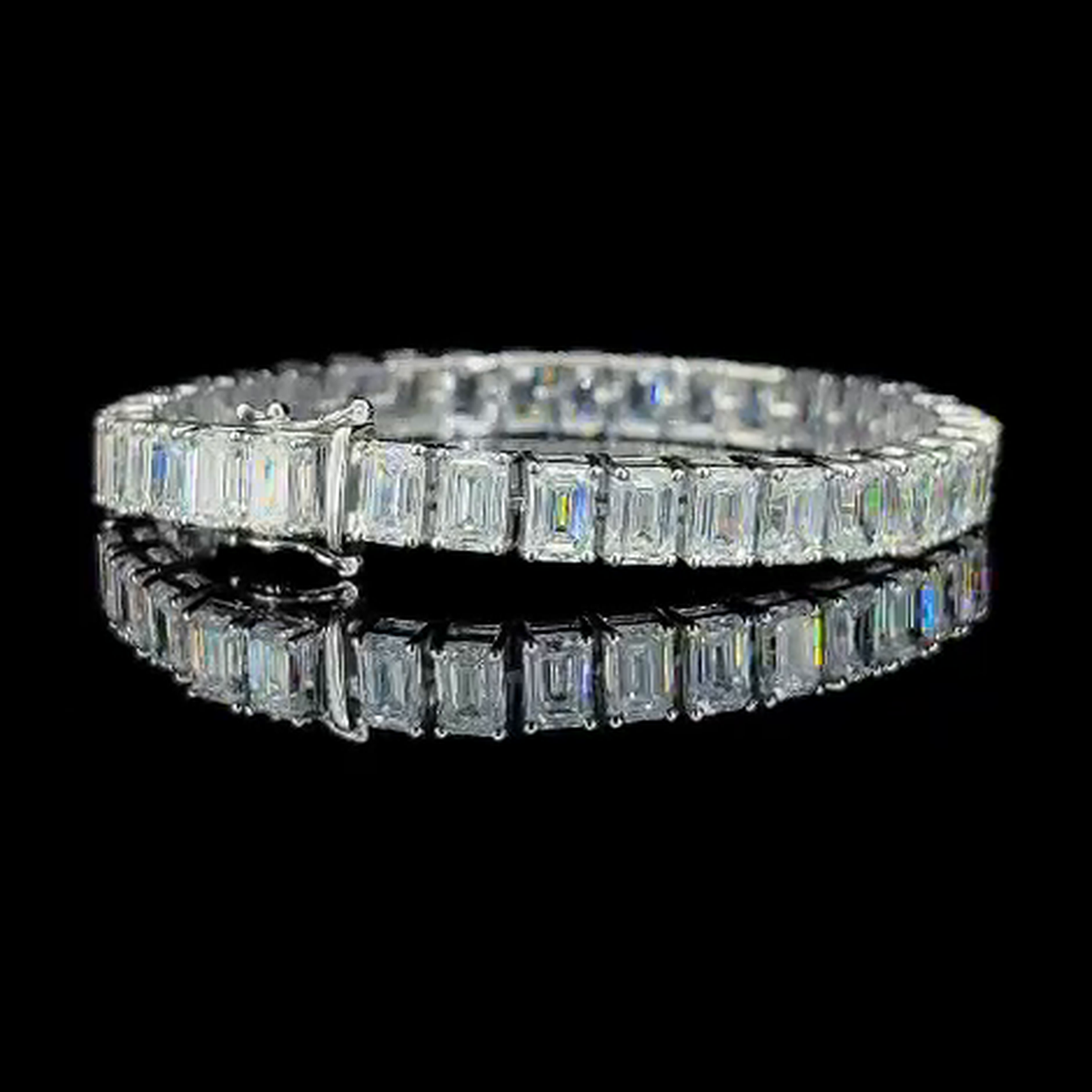 31.87ct emerald cut lab grown diamond tennis bracelet 14k white gold, real video frame front