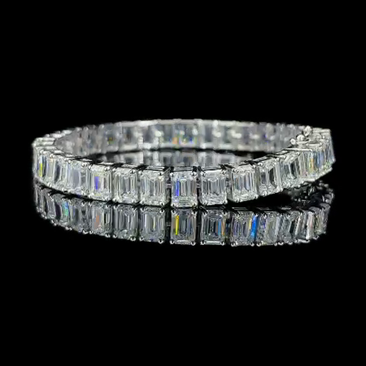 31.87ct emerald cut lab grown diamond tennis bracelet 14k white gold, real video frame side