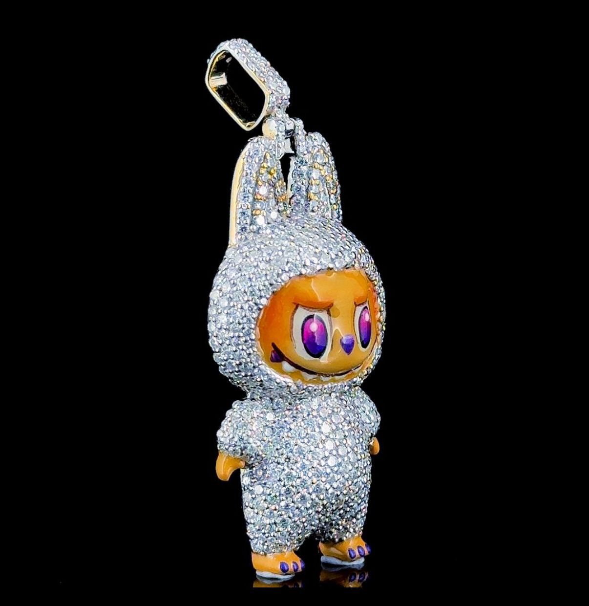 3.1ct Lab Diamond Bunny Pendant side profile, lab diamond detail
