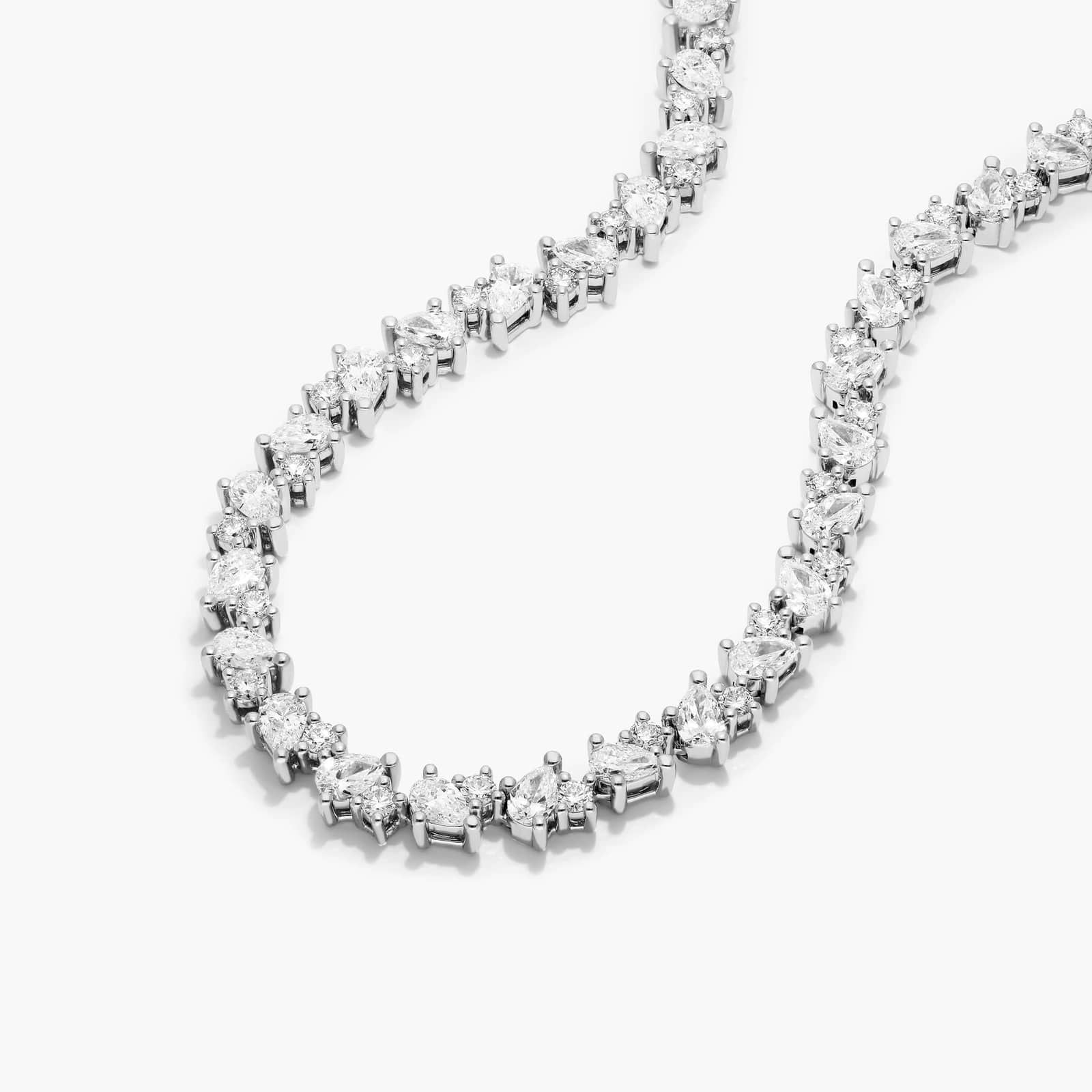 9ct lab diamond tennis necklace clasp and setting detail | 10K white gold