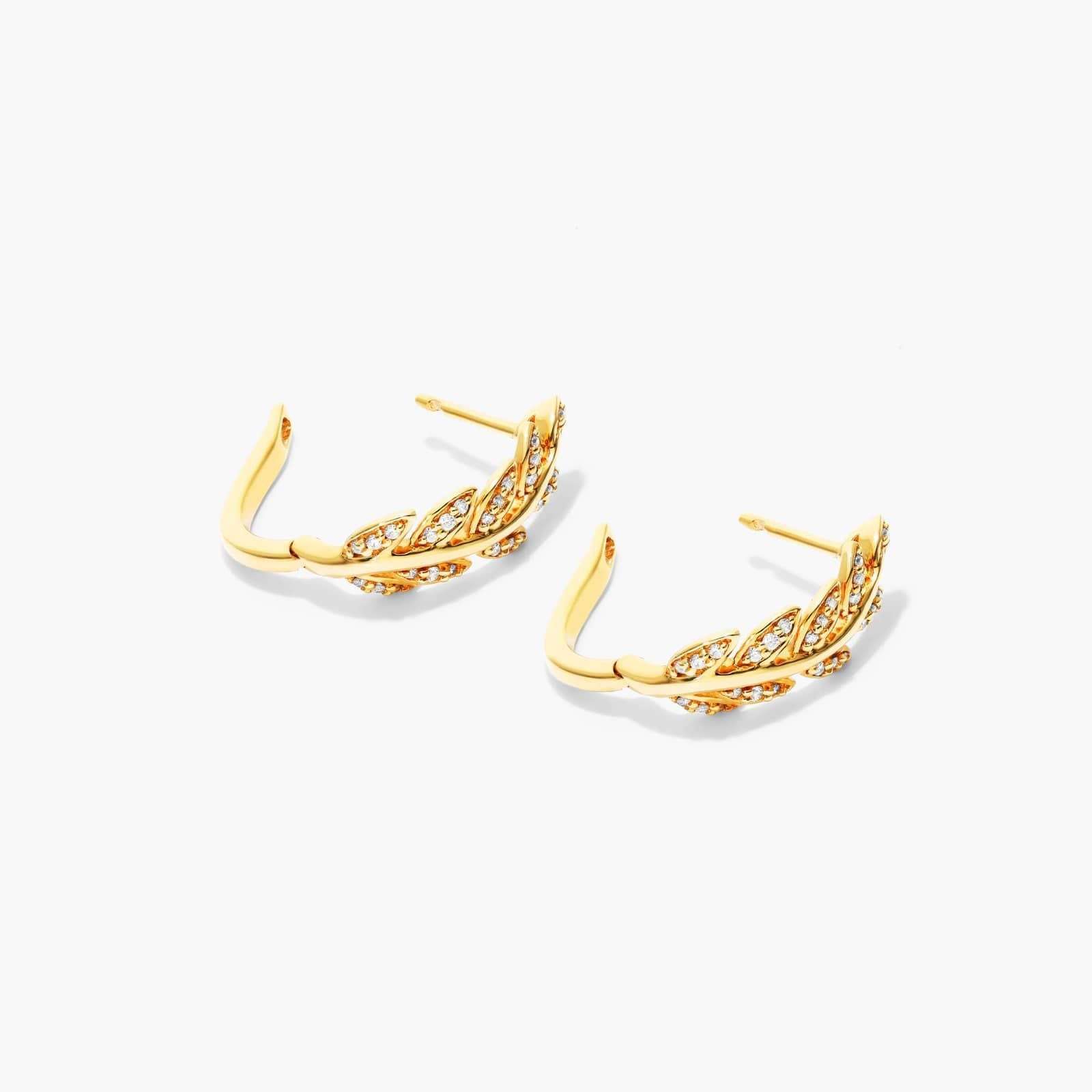 1ctw Lab Diamond Leaf Earrings side profile | lab diamond detail