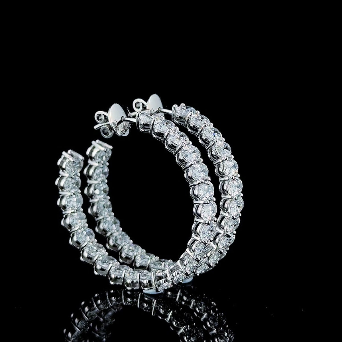 oval inside out lab diamond hoops, both faces set detail